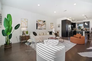 Photo #5: ML82034182 Listing