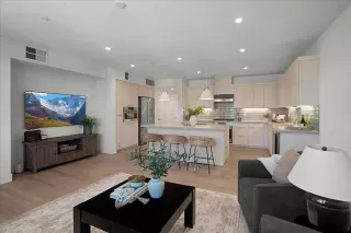 Photo #2: ML82034304 Listing 