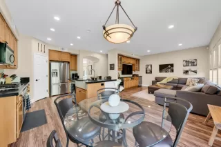 Photo #3: ML82034305 Listing 