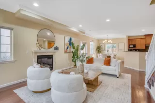 Photo #5: ML82034368 Listing 