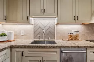 Photo #6: ML82034393 Listing 