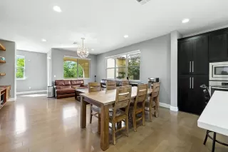 Photo #6: ML82034402 Listing 