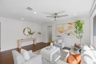 Photo #5: ML82034409 Listing 