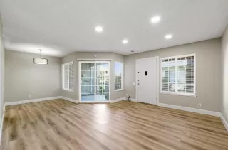 Photo #4: ML82034450 Listing