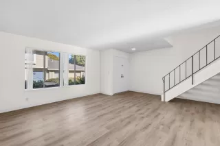 Photo #4: ML82034466 Listing 