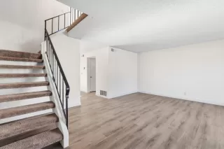 Photo #6: ML82034466 Listing 