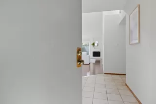 Photo #4: ML82034487 Listing