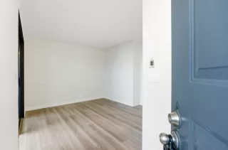 Photo #5: ML82034507 Listing 