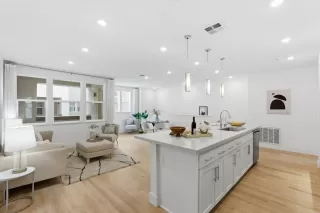 Photo #6: ML82034559 Listing