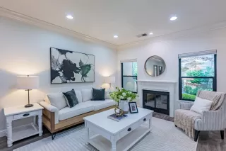 Photo #4: ML82034589 Listing 