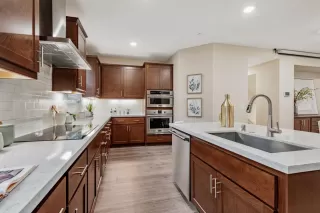 Photo #4: ML82034599 Listing 