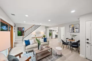 Photo #4: ML82034610 Listing