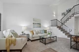 Photo #5: ML82034617 Listing 