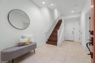 Photo #3: ML82034703 Listing