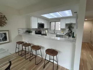 Photo #5: ML82034708 Listing 