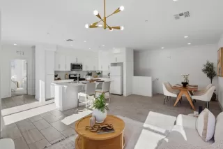 Photo #6: ML82034753 Listing 