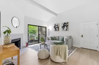 Photo #3: ML82034755 Listing 