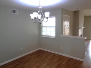 Photo #4: ML82034763 Listing 