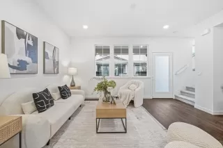 Photo #2: ML82034774 Listing 