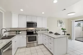 Photo #4: ML82034835 Listing