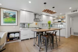 Photo #2: ML82034848 Listing