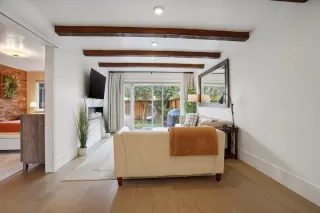 Photo #6: ML82034848 Listing