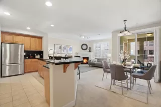 Photo #4: ML82034907 Listing 