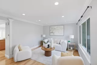 Photo #5: ML82034934 Listing 