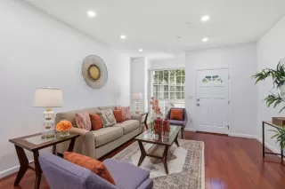 Photo #4: ML82034987 Listing 