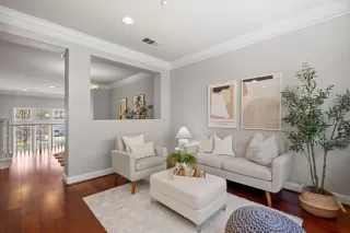 Photo #6: ML82035003 Listing 