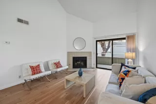 Photo #5: ML82035007 Listing