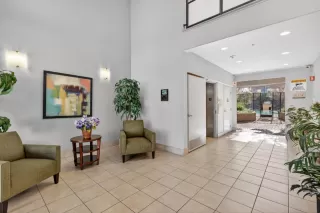 Photo #3: ML82035036 Listing 