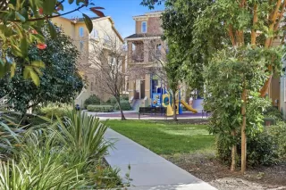 Photo #4: ML82035069 Listing 