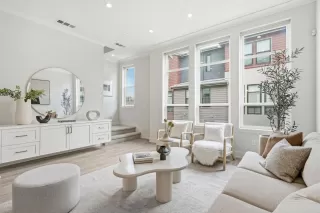 Photo #5: ML82035076 Listing 