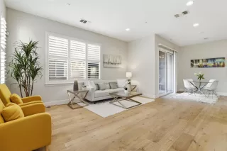 Photo #2: ML82035091 Listing 