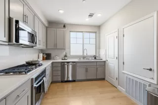 Photo #6: ML82035099 Listing 