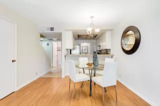 Photo #5: ML82035271 Listing 