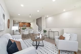 Photo #5: ML82035274 Listing