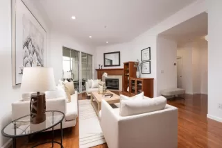 Photo #3: ML82035283 Listing 