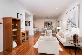 Photo #5: ML82035283 Listing 