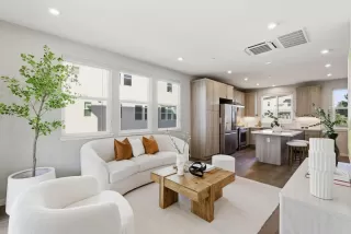 Photo #1: ML82035328 Listing 