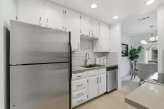 Photo #5: ML82035344 Listing 