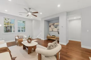 Photo #3: ML82035424 Listing 