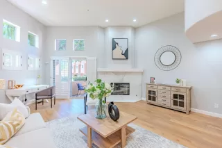 Photo #4: ML82035444 Listing 