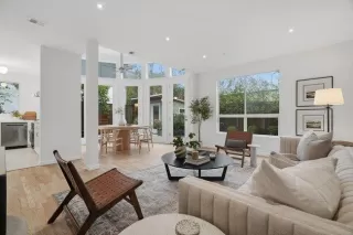 Photo #4: ML82035450 Listing 