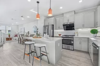 Photo #2: ML82035456 Listing 