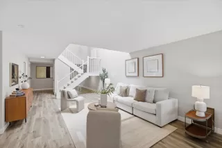 Photo #4: ML82035467 Listing