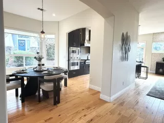 Photo #4: ML82035491 Listing 