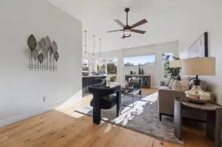 Photo #5: ML82035491 Listing 