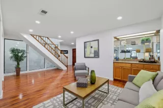 Photo #6: ML82035536 Listing 